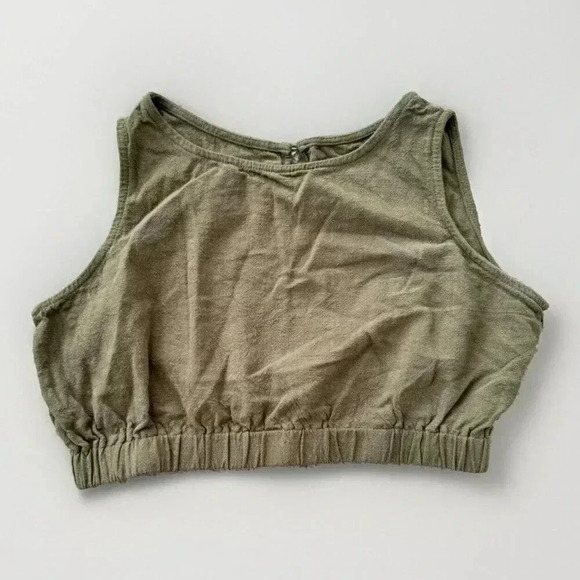 Army Green Short Sleeve Crop Top Size Small - Picture 1 of 4